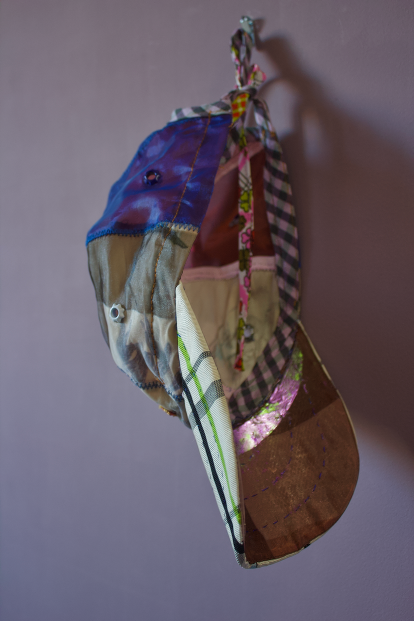 BEIGE APPLIQUÉ ORGANZA + SILK BALLCAP